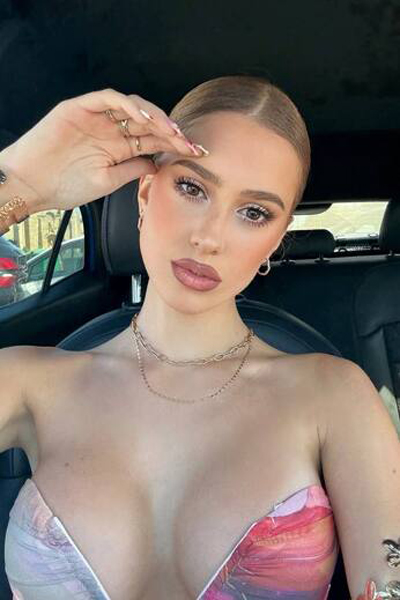 Graceful Ines Maria, 21 y.o. from Las Palmas de Gran Canaria, Spain with Light-brown hair — VeronikaLove