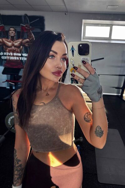 Mystical Allure: Ekaterina, 34 y.o. from Chernihiv, Ukraine — VeronikaLove