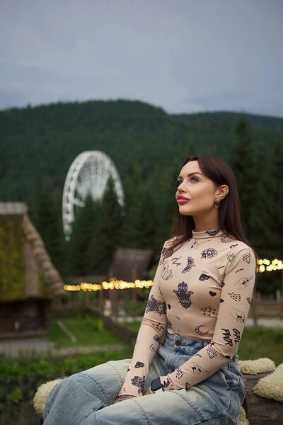 Mystical Allure: Ekaterina, 34 y.o. from Chernihiv, Ukraine — VeronikaLove