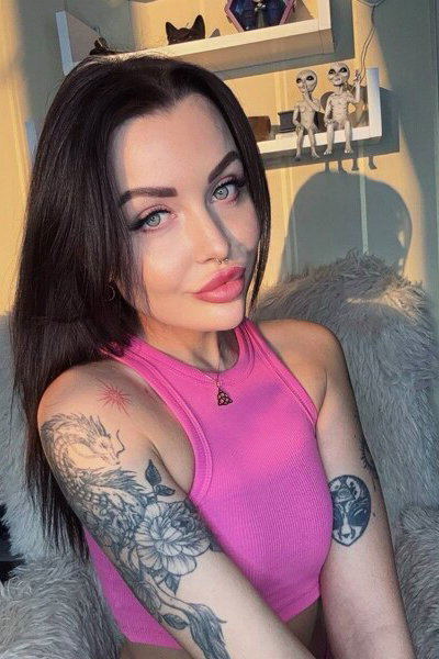 Mystical Allure: Ekaterina, 34 y.o. from Chernihiv, Ukraine — VeronikaLove