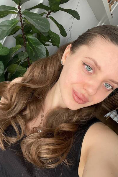 Radiant Charm: Hanna, 30 y.o. from Kherson, Ukraine — VeronikaLove