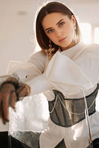 Radiant Charm: Hanna, 30 y.o. from Kherson, Ukraine — VeronikaLove