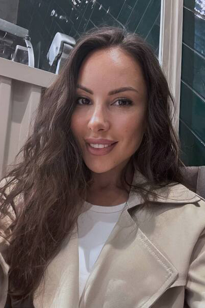 Enthralling Gaze: Alla, 36 y.o. from Odesa, Ukraine — VeronikaLove