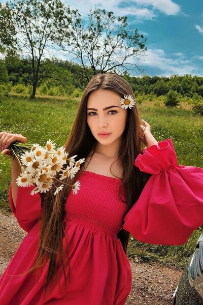 Captivating Elegance: Ekaterina, 23 y.o. from Dnipro, Ukraine — VeronikaLove