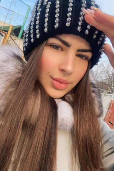 Captivating Elegance: Ekaterina, 23 y.o. from Dnipro, Ukraine — VeronikaLove