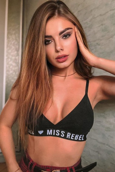 Enchanting Gaze: Veronika, 25 y.o. from Kyiv, Ukraine — VeronikaLove