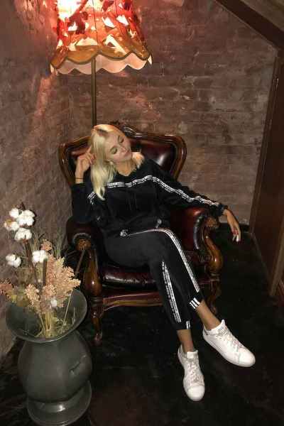 Timeless Elegance: Anastasiya, 25 y.o. from Kyiv, Ukraine — VeronikaLove