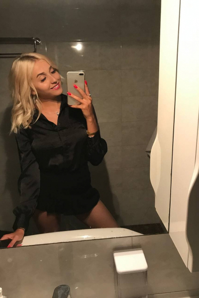 Timeless Elegance: Anastasiya, 25 y.o. from Kyiv, Ukraine — VeronikaLove