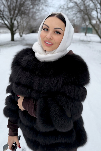 Serene Kateryna, 35 y.o. from Kharkiv, Ukraine with Black hair — VeronikaLove