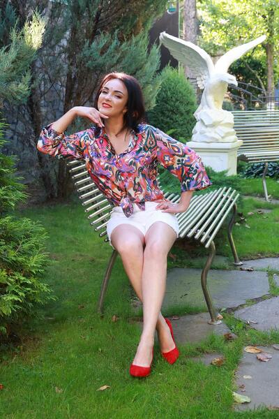 Captivating Aura: Svetlana, 53 y.o. from Khmelnytskyi, Ukraine — VeronikaLove