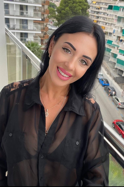 Alluring Nataliya, 42 y.o. from Odesa, Ukraine with Black hair — VeronikaLove