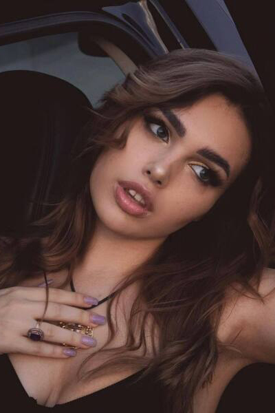 Ethereal Elegance: Amina, 23 y.o. from Khmelnytskyi, Ukraine — VeronikaLove