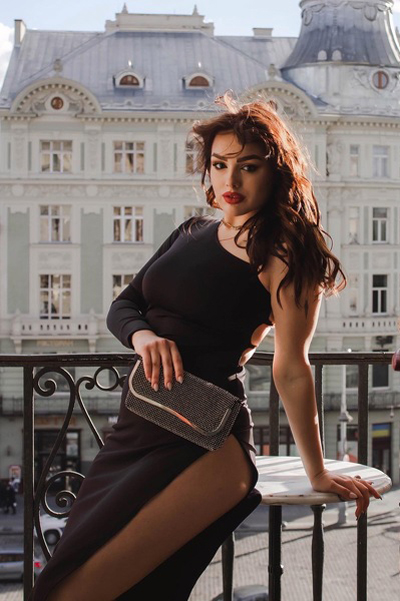 Ethereal Elegance: Amina, 23 y.o. from Khmelnytskyi, Ukraine — VeronikaLove