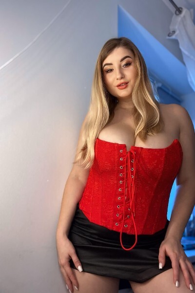 Mystical Enchantment: Viktoriya, 31 y.o. from Odesa, Ukraine — VeronikaLove