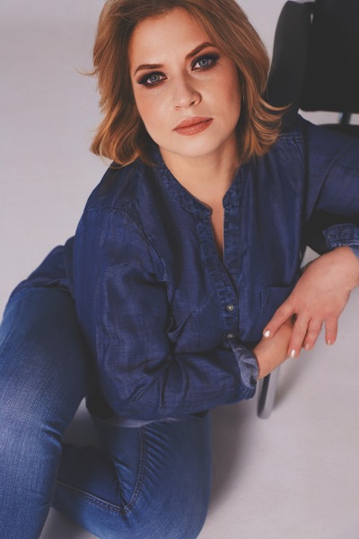 Radiant Marina, 52 y.o. from Mykolaiv, Ukraine with Light-brown hair — VeronikaLove