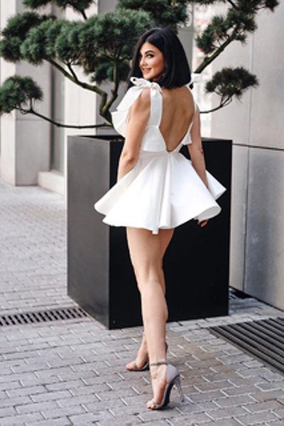 Graceful Presence: Nina, 38 y.o. from Dnipro, Ukraine — VeronikaLove