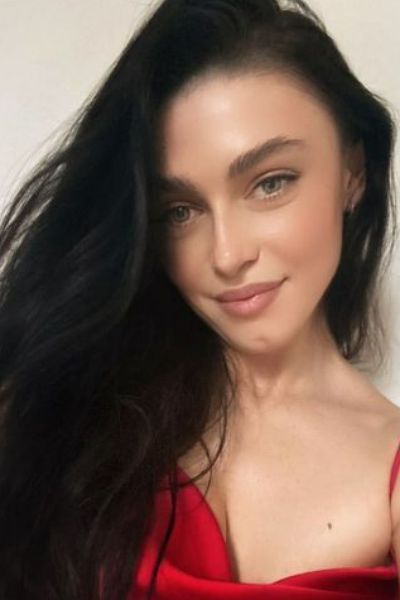 Graceful Olga, 29 y.o. from Ternopil, Ukraine with Black hair — VeronikaLove