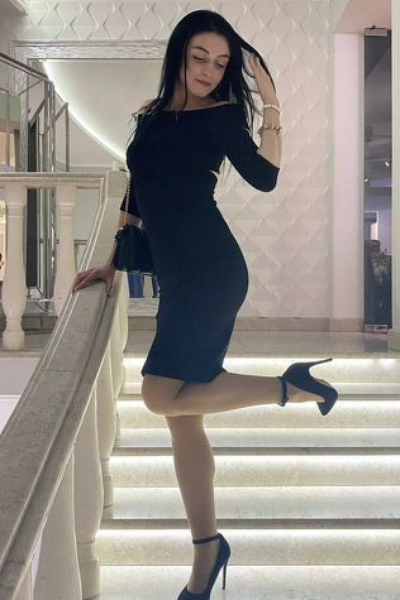 Graceful Olga, 29 y.o. from Ternopil, Ukraine with Black hair — VeronikaLove