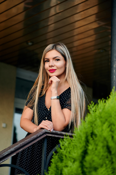 Radiant Anna, 36 y.o. from Cherkasy, Ukraine with Blonde hair — VeronikaLove