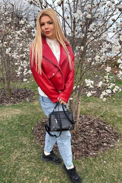 Radiant Anna, 36 y.o. from Cherkasy, Ukraine with Blonde hair — VeronikaLove