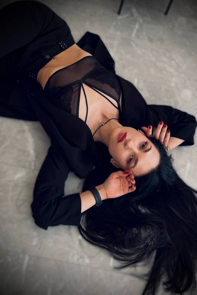 Charming Radiance: Anastasiia, 31 y.o. from Cherkasy, Ukraine — VeronikaLove