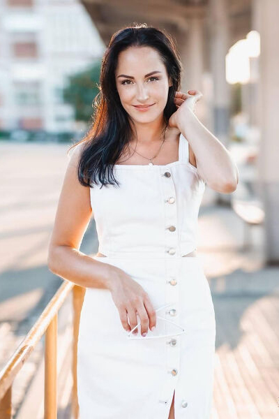 Graceful Allure: Tatyana, 40 y.o. from Brno, Czech Republic — VeronikaLove