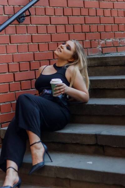 Dazzling Aura: Anastasiya, 23 y.o. from Kherson, Ukraine — VeronikaLove