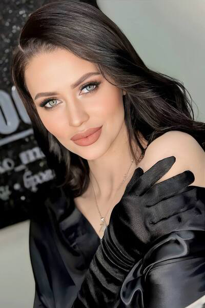 Radiant Allure: Tamila, 36 y.o. from Odesa, Ukraine — VeronikaLove