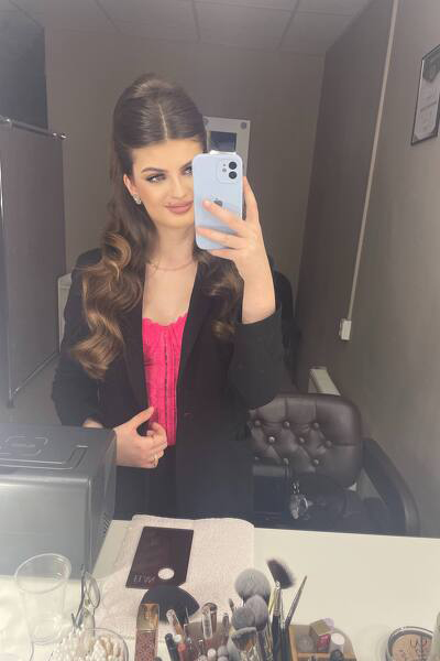 Mystical Presence: Victoriia, 22 y.o. from Cherkasy, Ukraine — VeronikaLove