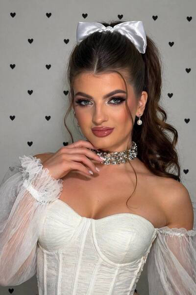 Mystical Presence: Victoriia, 22 y.o. from Cherkasy, Ukraine — VeronikaLove