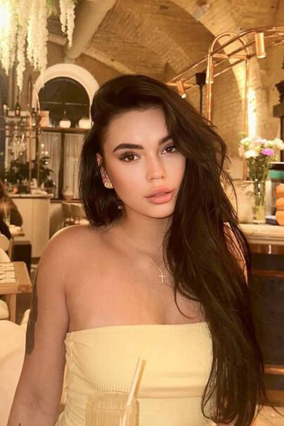 Captivating Gaze: Sofiia, 19 y.o. from Lviv, Ukraine — VeronikaLove