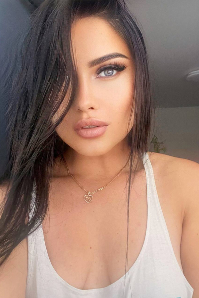 Enchanting Gaze: Valeria, 33 y.o. from Kherson, Ukraine — VeronikaLove