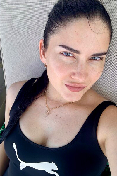 Enchanting Gaze: Valeria, 33 y.o. from Kherson, Ukraine — VeronikaLove