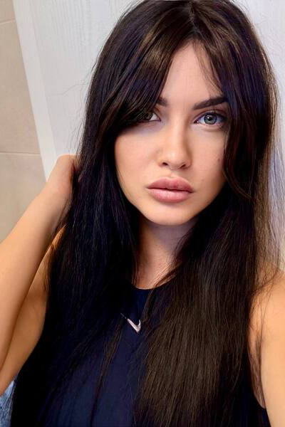 Enchanting Gaze: Valeria, 33 y.o. from Kherson, Ukraine — VeronikaLove