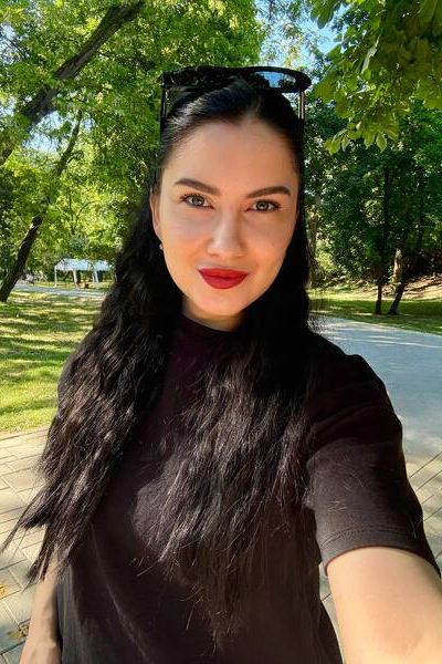 Enchanting Gaze: Valeria, 34 y.o. from Kherson, Ukraine — VeronikaLove