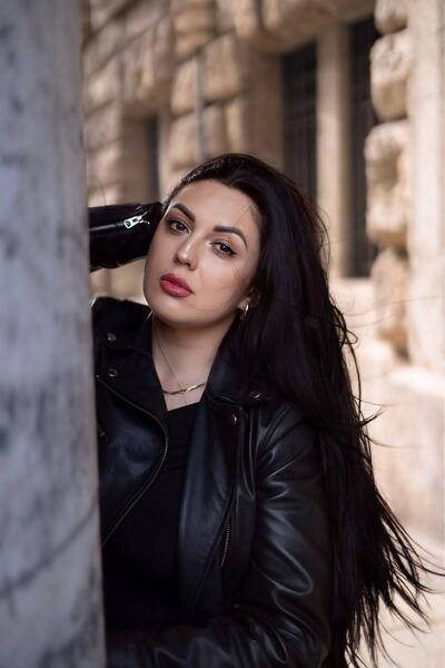 Ethereal Karina, 34 y.o. from Leipzig, Germany with Brown hair — VeronikaLove