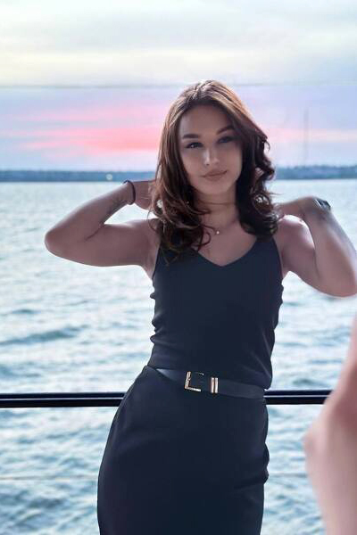 Captivating Elegance: Aleksandra, 22 y.o. from Mykolaiv, Ukraine — VeronikaLove