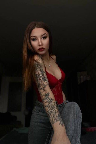 Captivating Elegance: Aleksandra, 22 y.o. from Mykolaiv, Ukraine — VeronikaLove