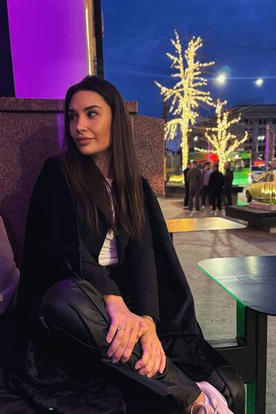 Alluring Presence: Anzhelika, 28 y.o. from Kharkiv, Ukraine — VeronikaLove