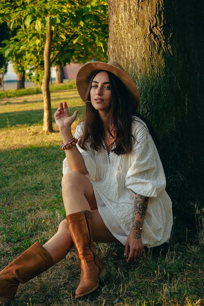 Captivating Beauty: Anna, 35 y.o. from Dnipro, Ukraine — VeronikaLove