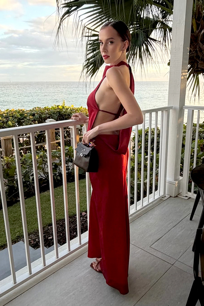 Graceful Radiance: Marianna, 26 y.o. from Kyiv, Ukraine — VeronikaLove