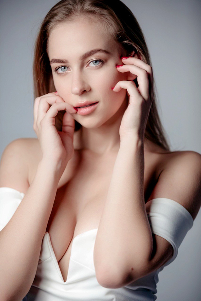 Graceful Radiance: Marianna, 26 y.o. from Kyiv, Ukraine — VeronikaLove