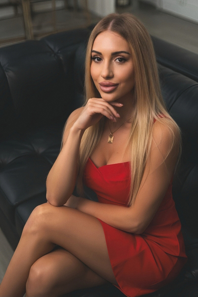 Charming Olga, 31 y.o. from Odesa, Ukraine with Blonde hair — VeronikaLove
