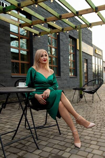 Sparkling Essence: Svitlana, 59 y.o. from Kryvyi Rih, Ukraine — VeronikaLove