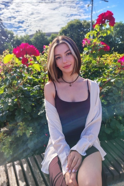 Alluring Presence: Irina, 24 y.o. from Cherkasy region, Ukraine — VeronikaLove