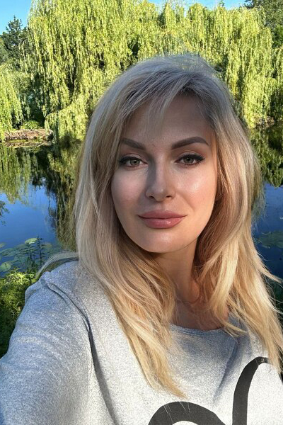 Serene Vlada, 50 y.o. from Bremen, Germany with Blonde hair — VeronikaLove