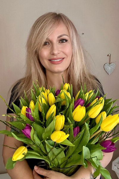 Serene Vlada, 50 y.o. from Bremen, Germany with Blonde hair — VeronikaLove