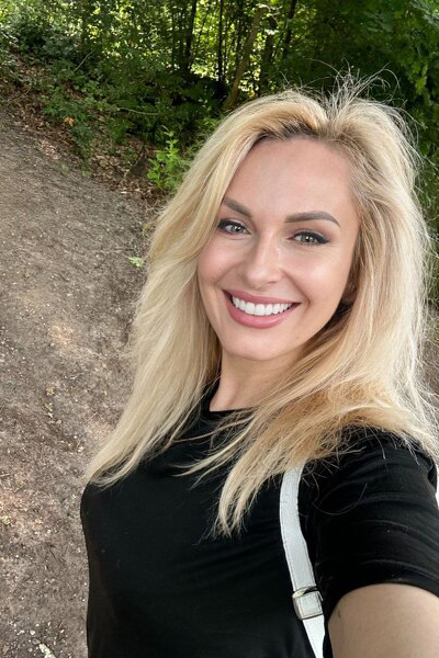 Serene Vlada, 50 y.o. from Bremen, Germany with Blonde hair — VeronikaLove