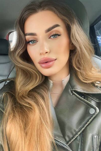 Dazzling Aura: Valentyna, 30 y.o. from Rivne, Ukraine — VeronikaLove