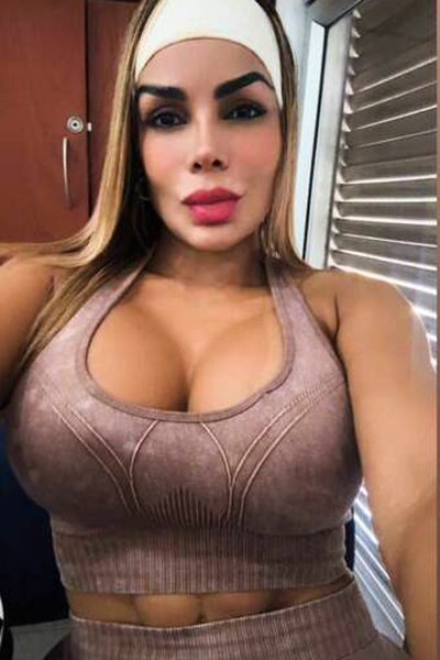 Angelic Grace: Tabirda Gonzalez, 43 y.o. from Iowa, United States — VeronikaLove